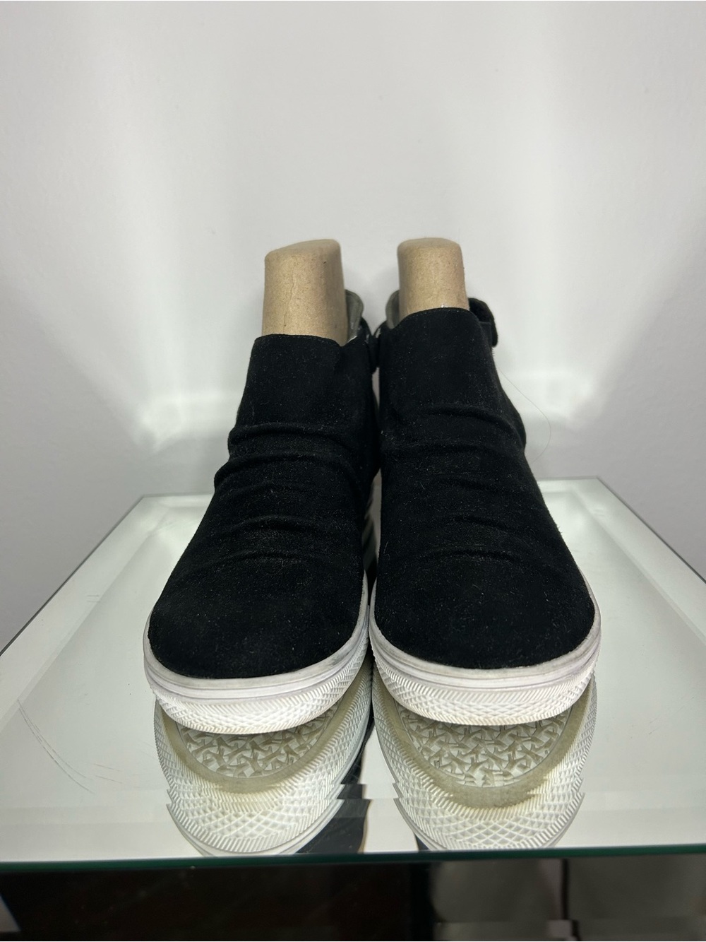 KANGNAI Navy and Grey Preppy Sporty Wedge Sneaker W/Velcro Closure